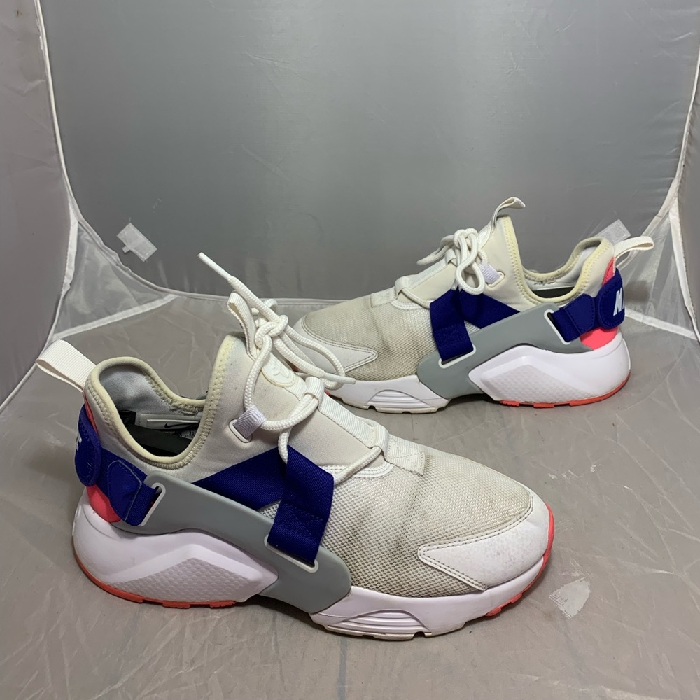 Nike air huarache city low